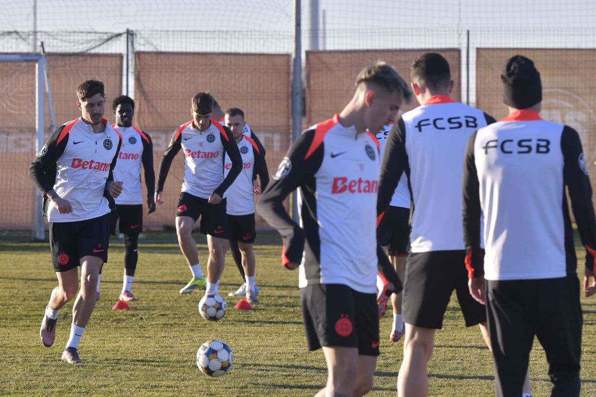 Mirel Rădoi a susținut primul antrenament la FCSB » Diferență MAJORĂ în pregătire