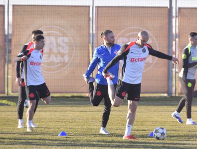 Prima lovitură pentru Rădoi! „S-a rupt” la antrenamentul cu Mirel și ...