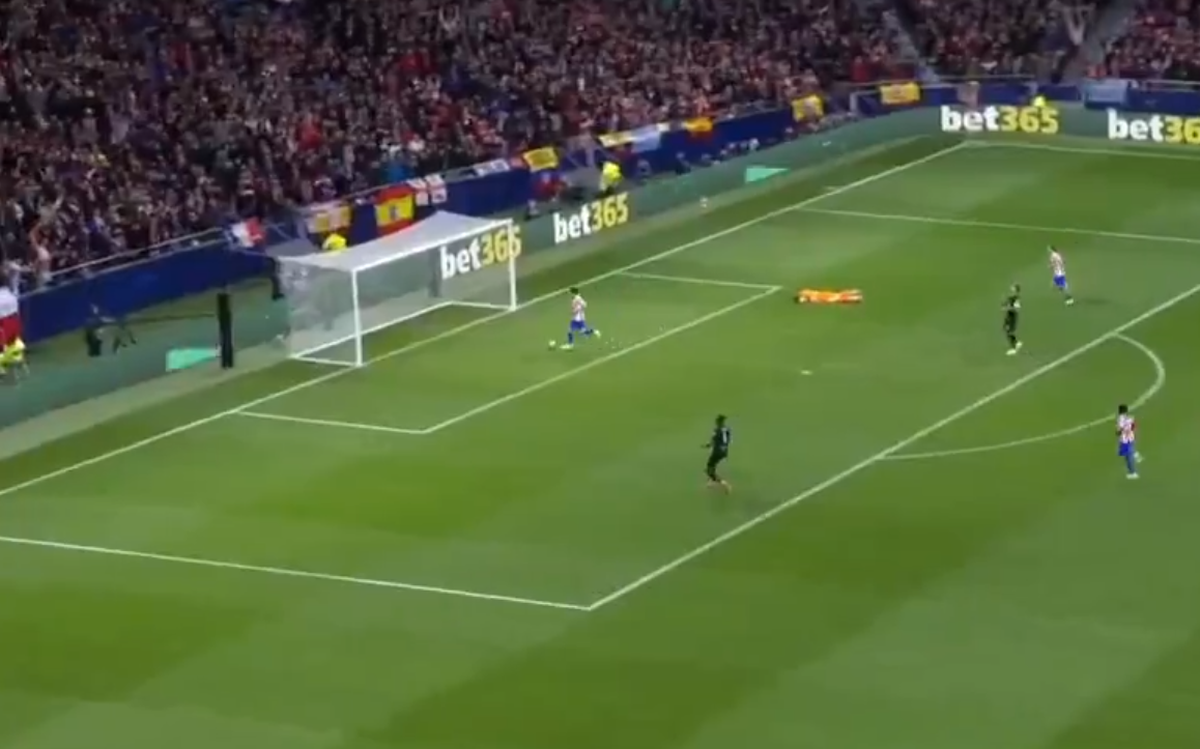 Gafe Antonin Kinsky Atletico - Tottenham