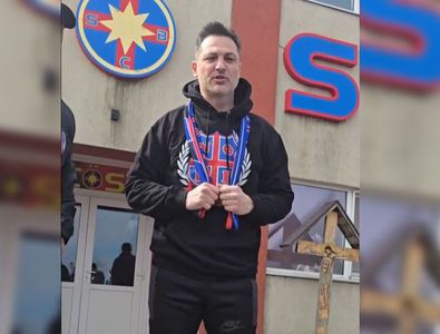 Mirel Rădoi, primit de galerie la baza FCSB! Mesaj cu fularul la gât: „Asta e cel mai important”