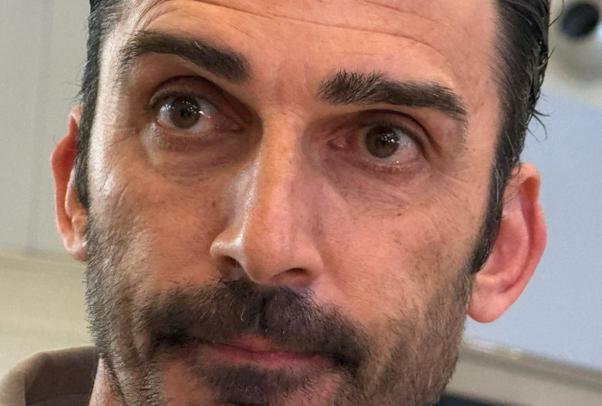 Cu lacrimi în ochi, Elias Charalambous a părăsit România » Declarații la aeroport: „Important e cum pleci”