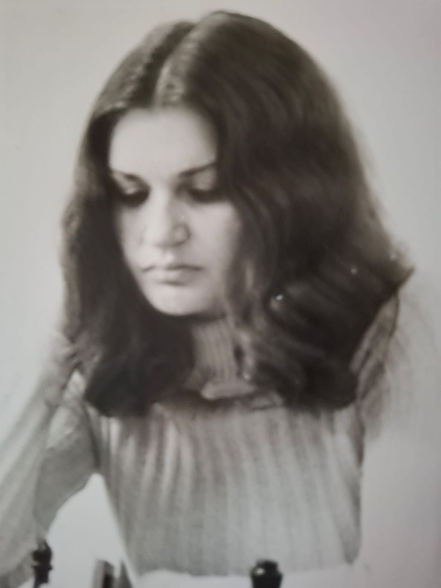 Plecăciune după 50 de ani