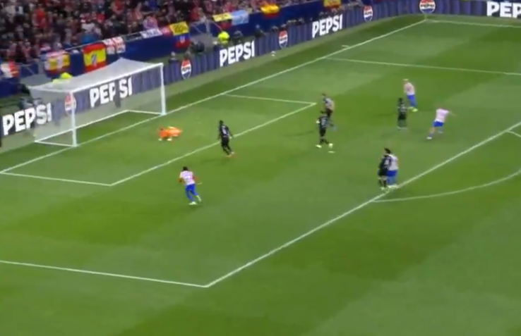 Prima gafă a lui Antonin Kinsky / Foto: captură de ecran Twitter