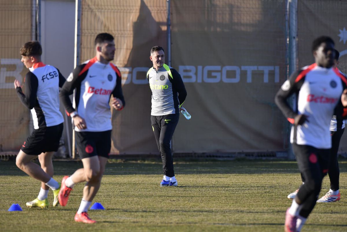 Mirel Rădoi a susținut primul antrenament la FCSB // foto: Cristi Preda (GSP.ro)