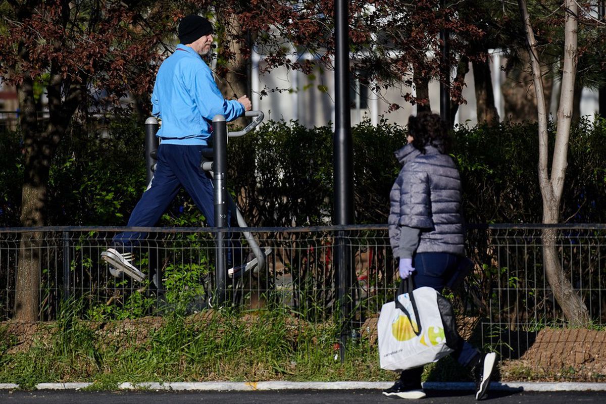 ANALIZĂ. Ghidul reîntoarcerii la fotbal » Documentul pe care toate echipele trebuie să-l semneze şi apoi să-l respecte pentru a putea reveni la antrenamente