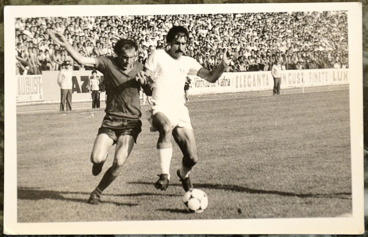 SUPERREPORTAJ. Povestea senzațională a lui Florea Ispir, jucătorul cu record all-time pentru o singură echipă în Liga 1: de la ore de șah cu Boloni, la sprițuri pe ascuns în cămară, după înfrângeri