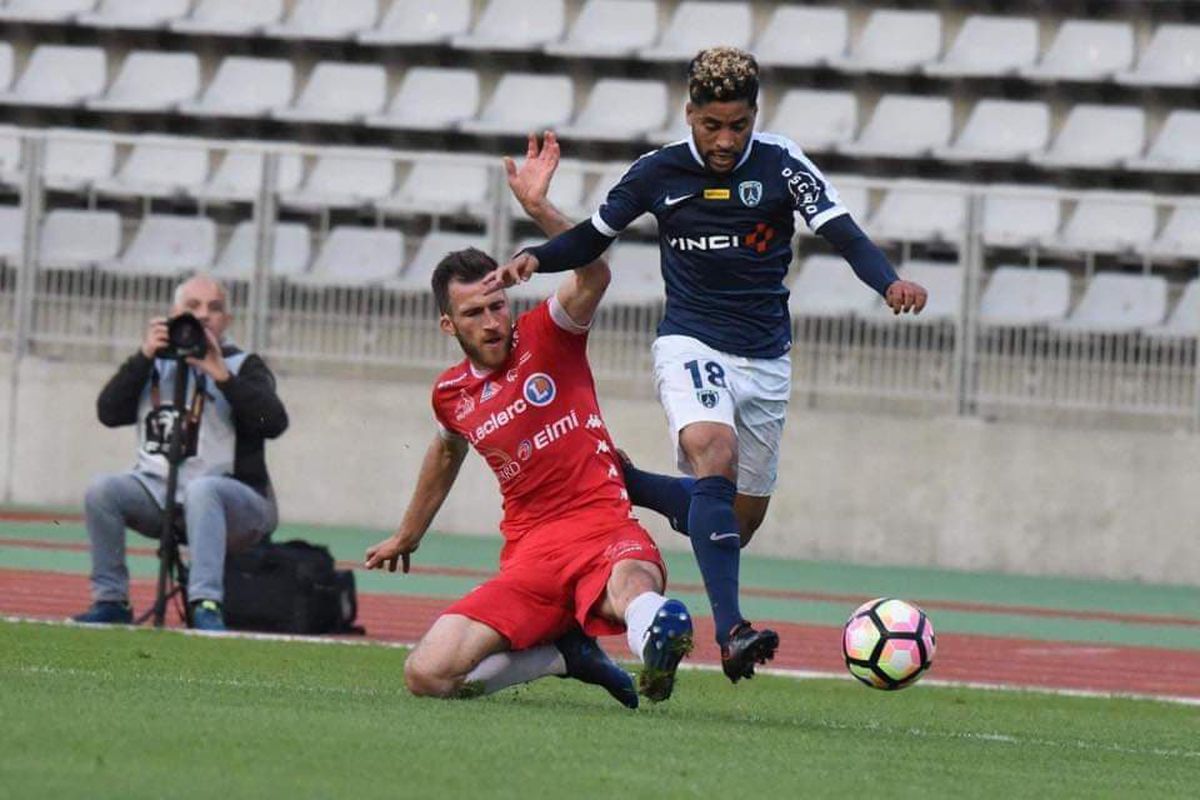 EXCLUSIV Mărturia unui fotbalist român izolat în Franța: „Nu mi-e frică, dar soției îi e pentru copii”