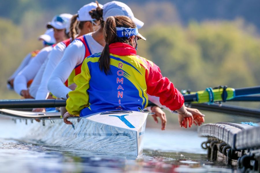 Barca de 8 plus 1 feminin e mare favorită la aur FOTO FR Canotaj Barca de 8 plus 1 feminin e mare favorită la aur FOTO FR Canotaj