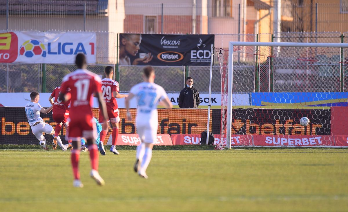 L-au ratat pe Vukusic și se bucură că atacantul a ales FCSB: „Nu s-a adaptat la ei, nu era bun nici pentru noi”