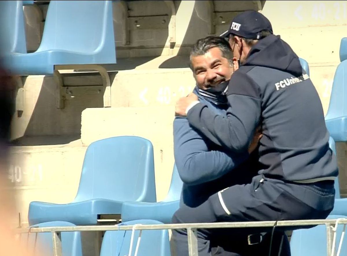 Trică și Bornescu, bucurie în Craiova - ASU Poli / FOTO: Captură @TV Telekom Sport