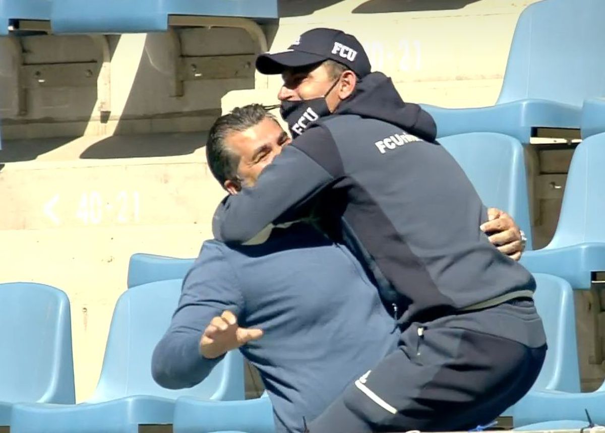 Trică și Bornescu, bucurie în Craiova - ASU Poli / FOTO: Captură @TV Telekom Sport