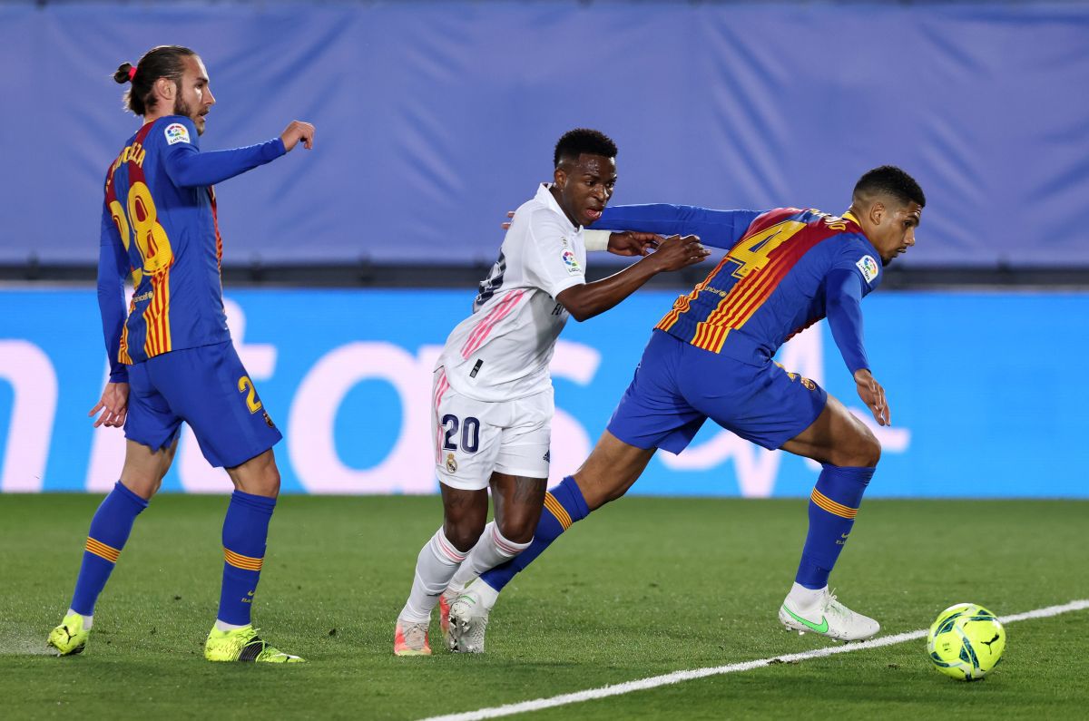 Messi s-a enervat pe arbitru în meciul cu Real Madrid! Ce i-a reproșat starul Barcelonei