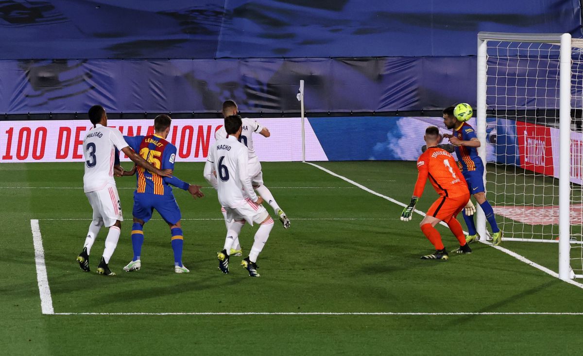 FOTO REAL MADRID - BARCELONA 10.04.2021
