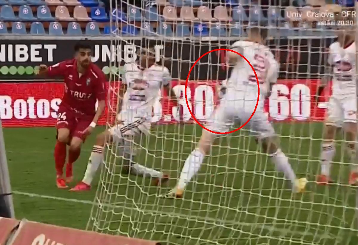 George Găman, salvat de „asistent” în Botoșani - Sepsi » Scene tensionate, după ce arbitrul s-a răzgândit: „Hoții, hoții!”