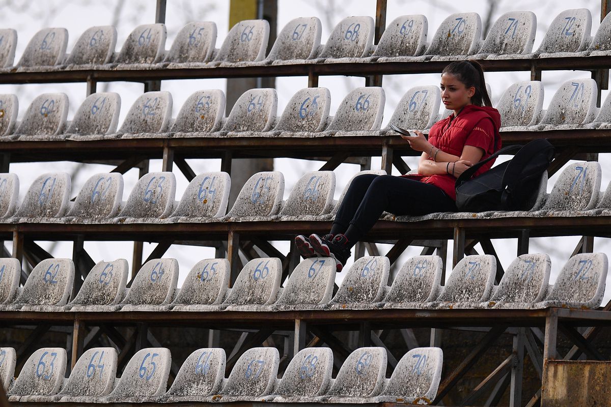 Experimentul Bucșaru e încheiat » Urziceni - Roșiori, meci de Liga 4 cu țuică, suporteri toropiți de soare și bilete de pariuri