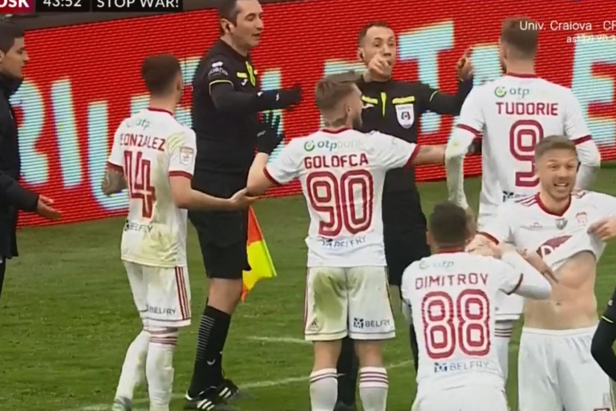 George Găman, salvat de „asistent” în Botoșani - Sepsi » Scene tensionate, după ce arbitrul s-a răzgândit: „Hoții, hoții!”