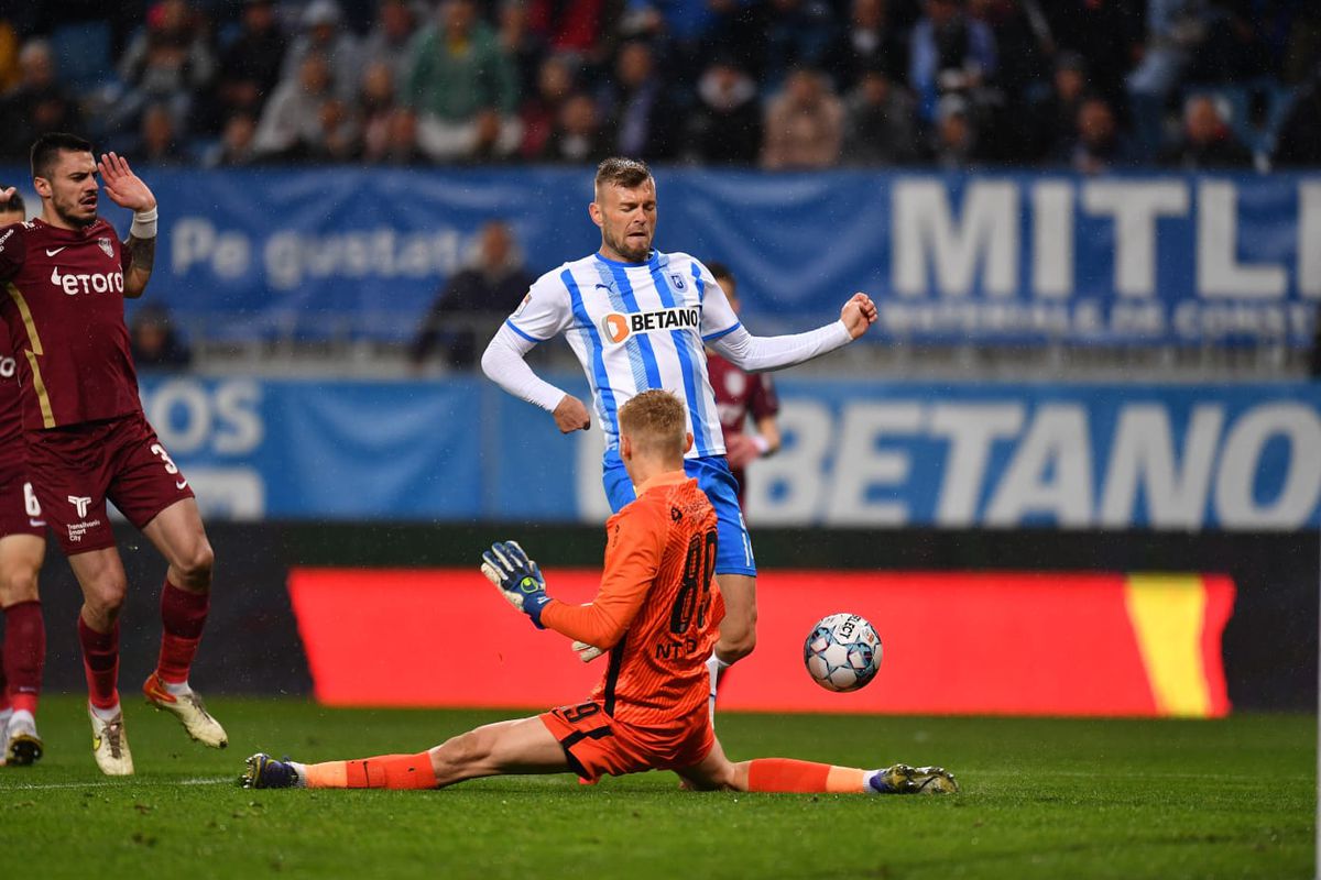 CSU Craiova - CFR Cluj 3-2. Laurențiu Reghecampf prinde curaj: „Acum sunt 3 echipe care se bat acolo sus!”