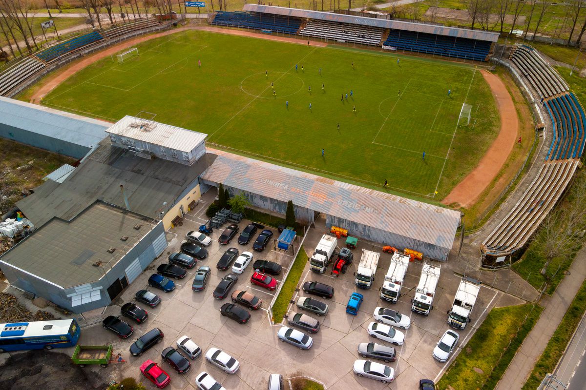 Experimentul Bucșaru e încheiat » Urziceni - Roșiori, meci de Liga 4 cu țuică, suporteri toropiți de soare și bilete de pariuri