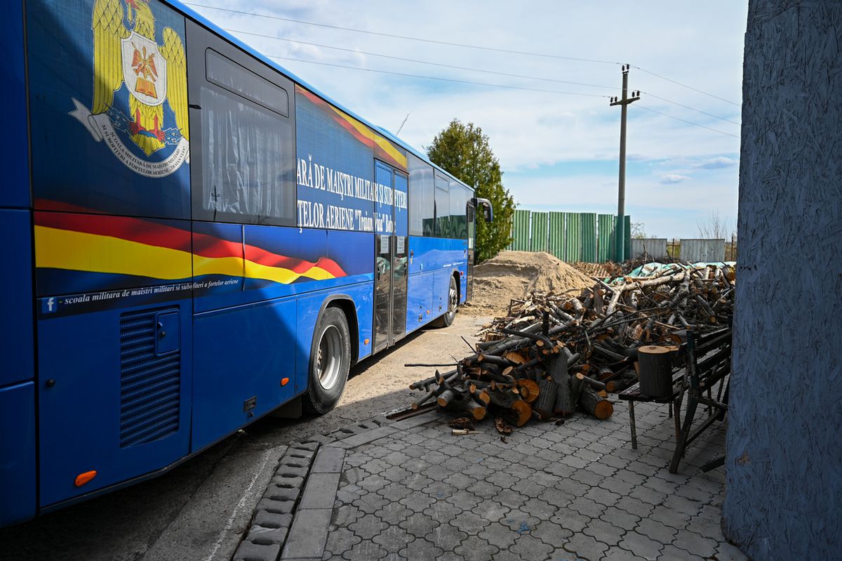 Experimentul Bucșaru e încheiat » Urziceni - Roșiori, meci de Liga 4 cu țuică, suporteri toropiți de soare și bilete de pariuri