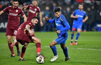 FCSB adoptă modelul Gică Hagi înainte de meciul cu Farul: „Mă duc la echipă” + „Dacă nu bați, ce să cauți la titlu?”