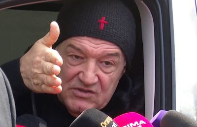 Gigi Becali și-a vărsat nervii pe doi jucători: „Ăla e varză, celălalt e praf” » Ce spune despre Florinel Coman: „Așa l-a motivat Dumnezeu”