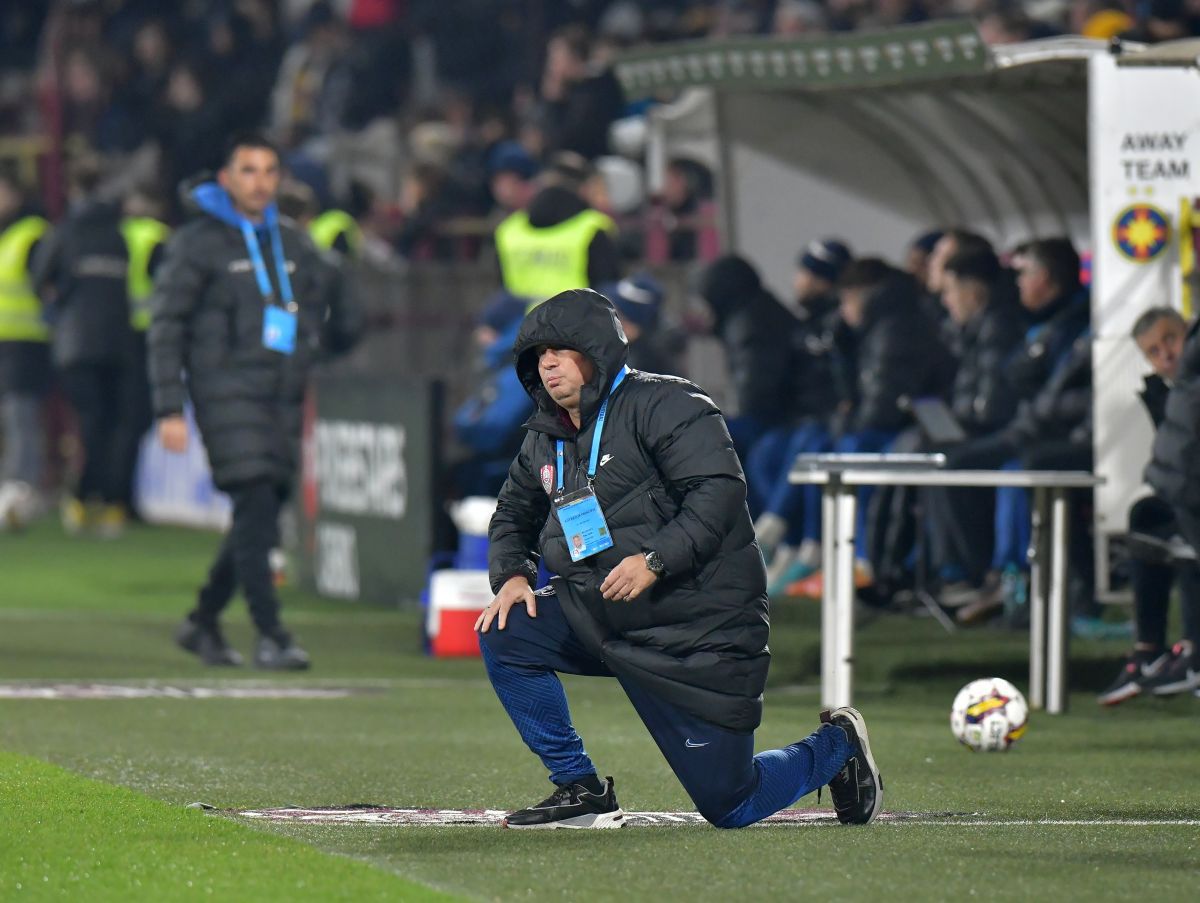 Dan Petrescu, în genunchi la FCSB - CFR Cluj