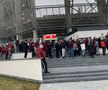 Scandal la Sepsi - Rapid. Meci întârziat și protest major al suporterilor: au ieșit în minutul 15!