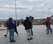 Scandal la Sepsi - Rapid. Meci întârziat și protest major al suporterilor: au ieșit în minutul 15!