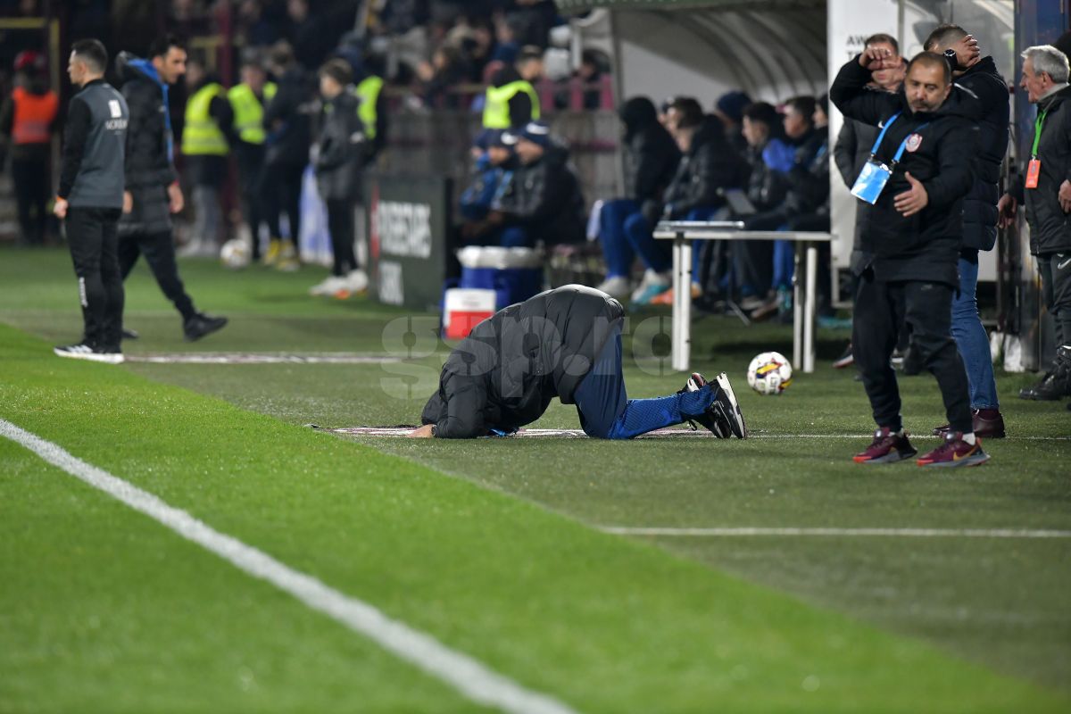 Ce nu s-a văzut la TV » Imagini incredibile cu Dan Petrescu în finalul derby-ului: „Aşa îmi dau eu viaţa tot timpul”