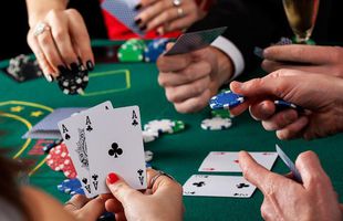 Variații de cazinou ale pokerului Texas Hold'em
