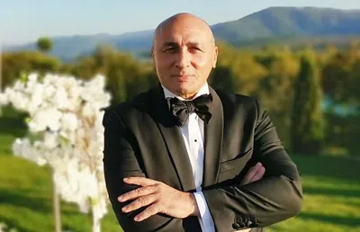 „Îmi pare rău că atunci n-am avut mintea strălucită ca Gigi Becali” » Cântărețul Marcel Pavel, mărturii emoționante: „Mama era femeie de serviciu, mi-a cumpărat tobe din CAR”