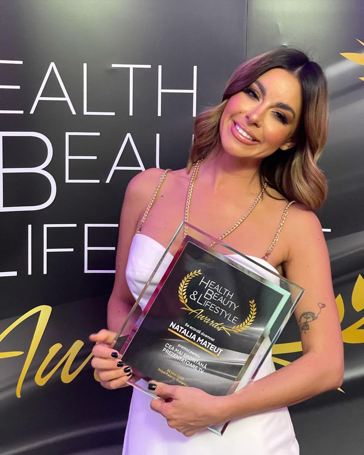 Natalia Mateuț, poze explozive pe plaja din Saint Tropez: „Vara perfectă”