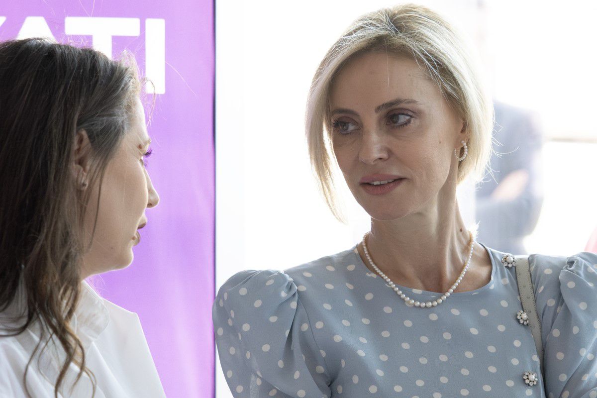 Diana Șucu, ședință foto în apartamentele în care a investit Elisabeta Lipă » Dezvăluiri despre Dan Șucu: „Mi-a promis ceva când a intrat în fotbal”