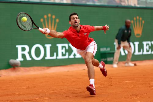 Novak Djokovic în acțiune la Monte Carlo 2024 Foto: Guliver/GettyImages