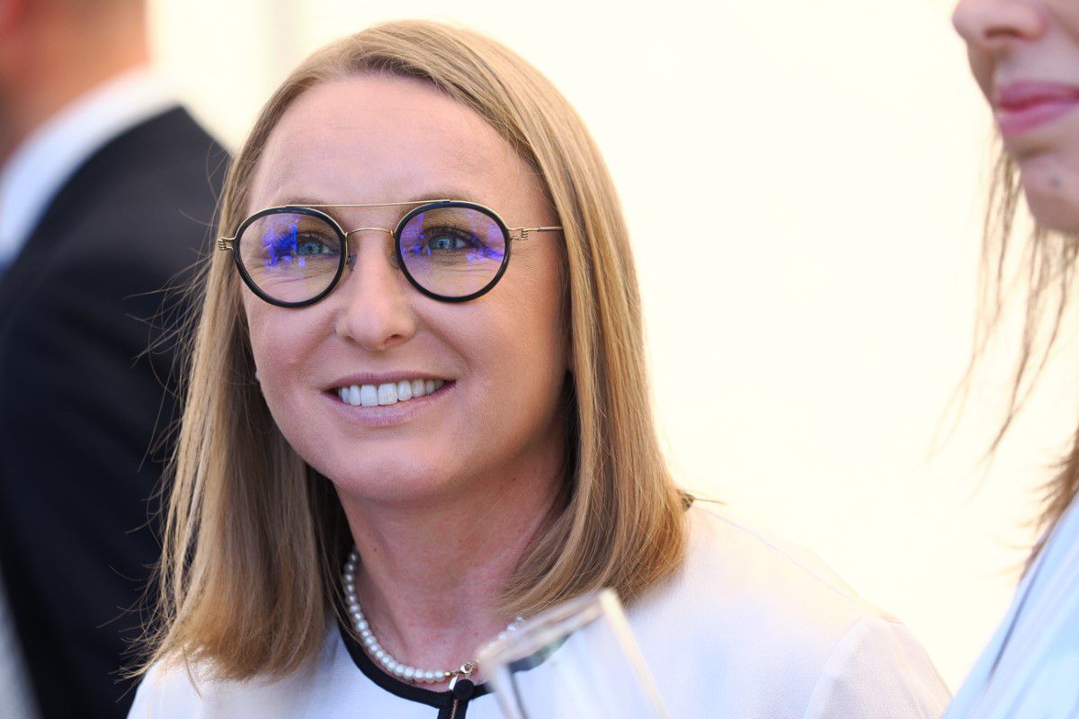 Elisabeta Lipă a intrat în afaceri imobiliare. O mulțime de vedete prezente la eveniment