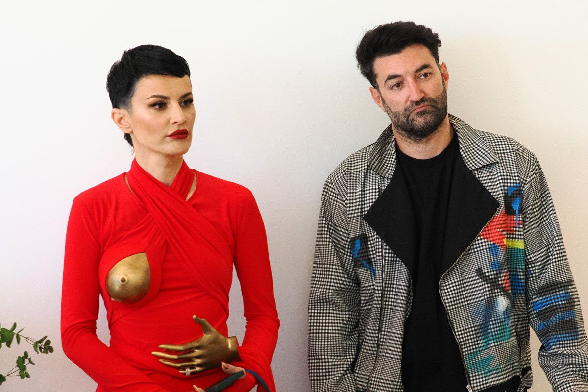 Elisabeta Lipă s-a lansat în imobiliare și i-a chemat la eveniment pe Șucu, Bellu, Smiley și o influenceriță într-o ținută îndrăzneață