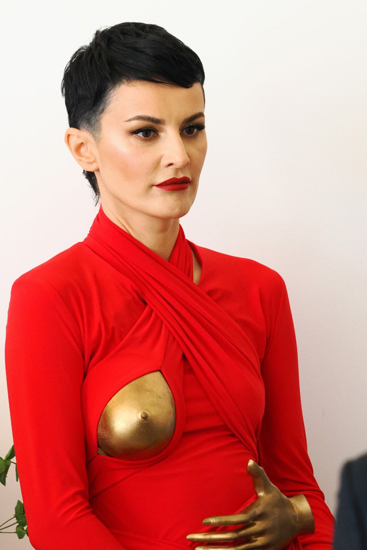 Elisabeta Lipă a intrat în afaceri imobiliare. O mulțime de vedete prezente la eveniment