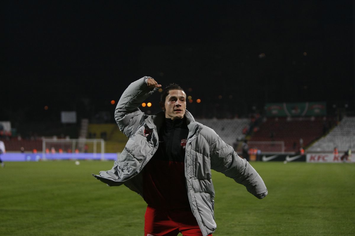 „Vă spun acum de ce am făcut asta după retrogradare” » Gabi Torje, dezvăluiri de la A la Z într-o oră de confesiuni pentru GSP: „Senzațional fotbalist! Dar a venit aici pentru nightlife-ul din București”