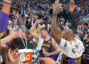 Luka Doncic, revenire emoționantă la Dallas! A fost primit ca un star și a înscris 45 de puncte împotriva fostei echipe + Gestul făcut de LeBron James