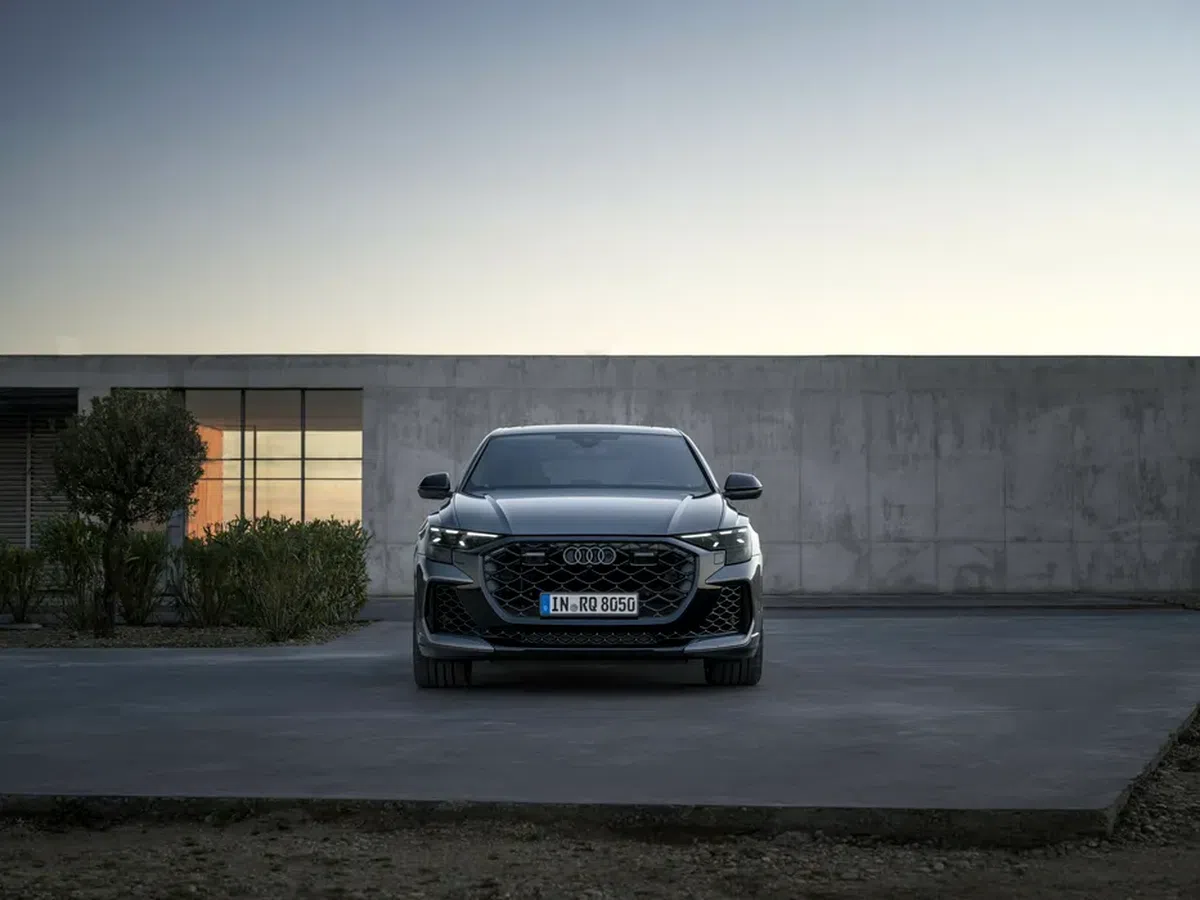 Mașina lui Moises Caicedo