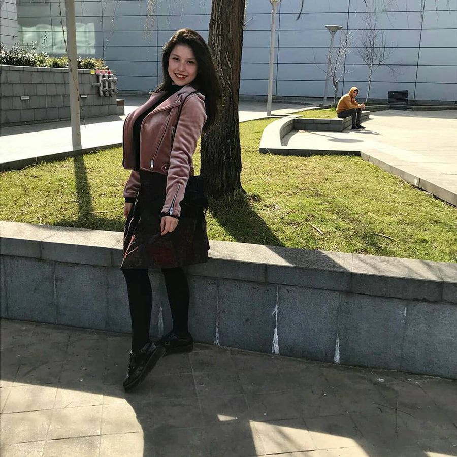Cătălina Rob Ditan e o fată cât o mână de om: asta nu l-a împiedicat pe Bercean s-o molesteze la Cluj. Sursa: facebook Întoarcerea sălbaticului e oficială! Florin Bercean, antrenorul despre care GSP a scris că a snopit în bătaie 10 victime la lotul de judo, a câștigat alegerile pentru șefia Federației de judo