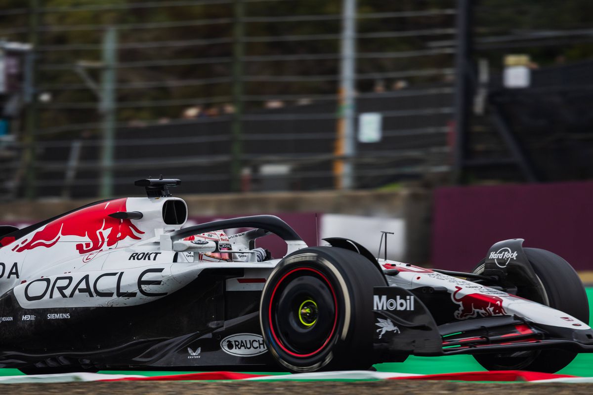 Cum ar arăta echipele din România, dacă ar avea monopost de Formula 1 » Imaginile generate cu inteligența artificială sunt FABULOASE