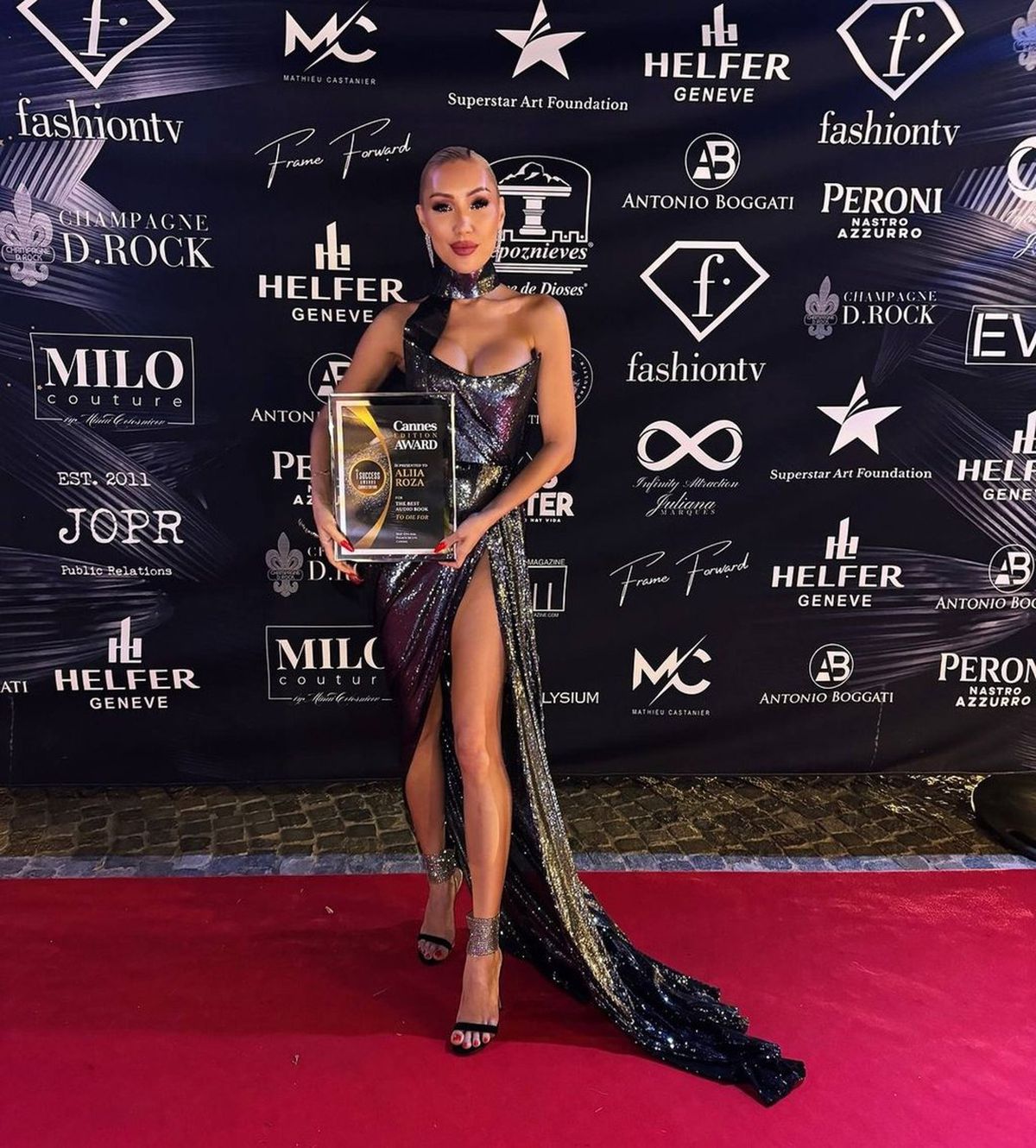 „Știi cum iei mințile unui bărbat?” » Spioana lui Vladimir Putin susține că e o maestră a seducției! Se afișează cu Georgina lui Cristiano Ronaldo și Mike Tyson