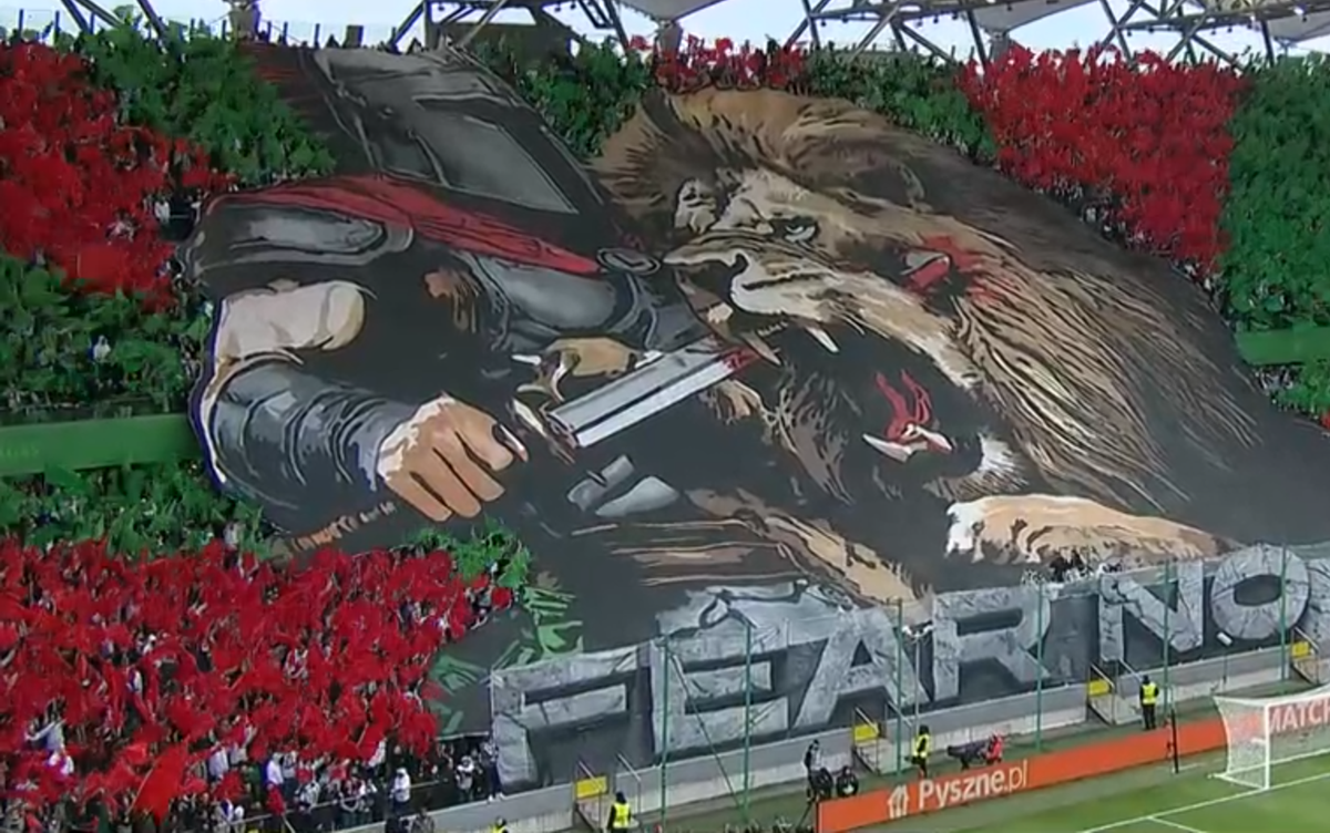 Ultrașii lui Legia nu se dezic! Scenografie ostilă la meciul cu Chelsea din Conference League