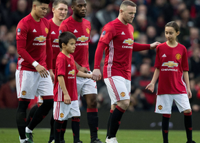 O fostă legendă a lui Manchester United poate avea o luptă în octagon » Cum va fi posibil acest scenariu