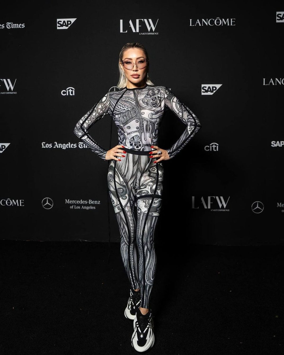 „Știi cum iei mințile unui bărbat?” » Spioana lui Vladimir Putin susține că e o maestră a seducției! Se afișează cu Georgina lui Cristiano Ronaldo și Mike Tyson