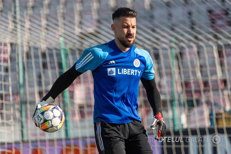 Iustin Popescu s-a operat de menisc și ar putea rata finalul de sezon în Superliga. Foto: Oțelul Galați Sezon încheiat pentru unul dintre cei mai în formă portari din Superliga