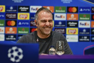 Hansi Flick surprinde, după ce Barcelona a umilit-o pe Borussia Dortmund: „E nebun!”