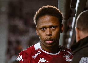Unde ar putea ajunge Clinton N'Jie » Fostul rapidist este liber de contract
