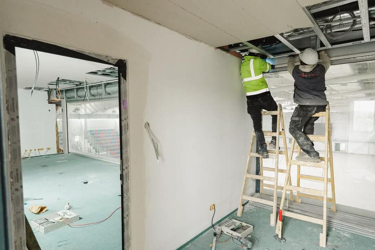 Transformare amplă a arenei din România: investiție de 11 milioane de euro în lucrările care vor fi finalizate în această vară » Imagini de pe șantier
